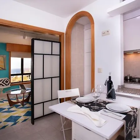 Centro, Playa Y Puesta De Sol A Coruña